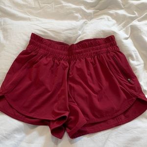 *Seawheeze* lululemon tracker shorts